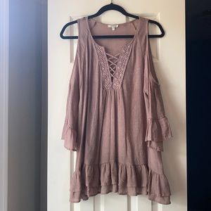 Cold shoulder top